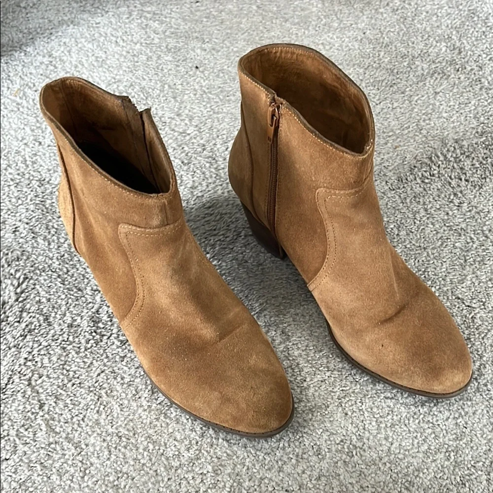 Sole Society Suede Ankle Boots, Women Tan Modern Western Bootie in Size 9.5